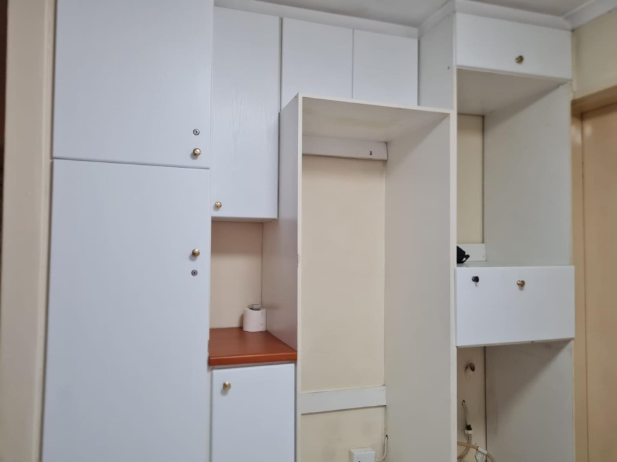 2 Bedroom Property for Sale in Bellair Western Cape